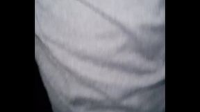 Depois da balada mamei, comi um macho desconhecido no dark e chupei uma enorme rola preta no glory hole.