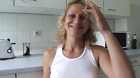 Milf amateur Anastasia doing hardcore solo sex