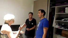 esposa ninfomana , puta se coje media familia , doble penetracion y anal extremo se las limpia con la boca , garganta profunda segunda parte