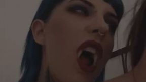 your beauty make me a vampire ( MP4 - MOBILE VERSION )