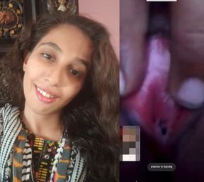 Pakistani girl Kiran showed her pussy hole