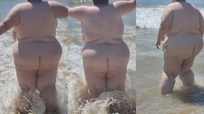 on m a vue entierement nu a la plage. je ne suis pas rentre dans l eau ...