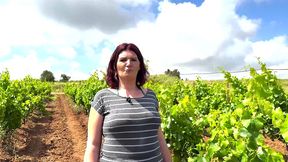 au milieu des vignes, leila, 37ans, continue ses aventures...