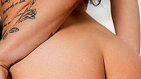 Kenzi Ryans - This Is A Perfect Body If I Ever Saw One