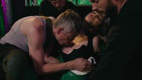 Superheroine Rogue loses power and gets a deepthroat blowjob