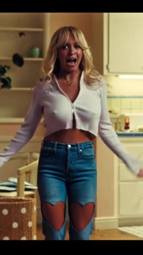 Celebrity Sydney Sweeney shows off her bouncy natural big huge tits