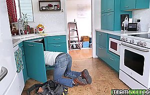 Jenna J Ross screams as she rides the studs throbbing cock