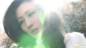 Sizzling Julia Takes Her Naughty Sex Game Outdoors Under The Sunlight