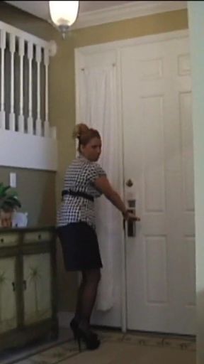 Cougar Ville Episode 1 Featuring Stacie Starr, Jessica Sexxton