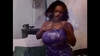 Sexy black woman Kim Eternity&#039_s hobby is sucking hard schloeng