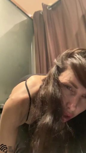Hot MILF Masturbates in the Fitting Room of the Store