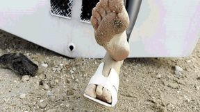 I lost my shoe while walking -16 MOV