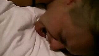 Шұңқыр анал трахает