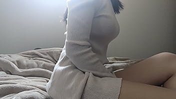 Big-titted girl quivers with pleasure
