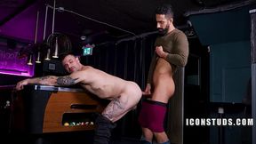 He Lost THe Bet.. Now He'_s Paying With With Mouth