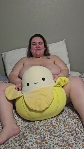 Playing with my cute pussy