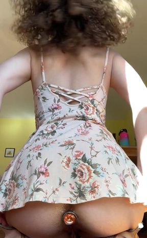 Oh Yes.. a Nice Playful Anal Play Session with Ms. Molly. She Pushes and Catches. She Moans and Laughs. I Only Drop the Plug
