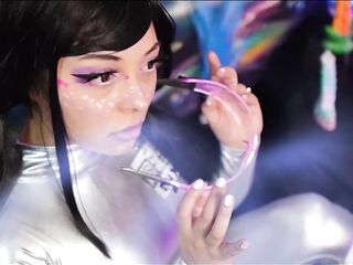 LUX VS ALIENS IS BACK TEASER