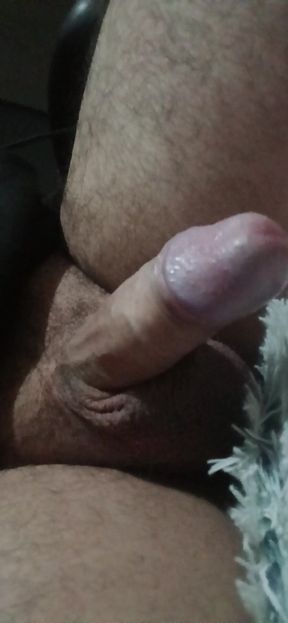 Whimsyaquarius Jerks off Until He Cums on Your Face