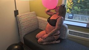 Big 24 inch pink balloon Blowing and sit popping