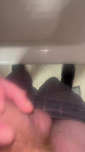 Bathroom tub pissing