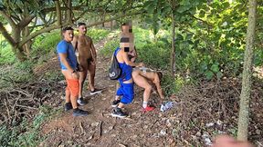 surubao gostoso entre homens casados e gays no parque da cidade