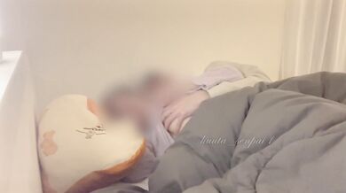 後ろから優しくおっぱい触ったらえっちな気分になって、奥までガン突きされて大絶頂してしまう変態ドM彼女