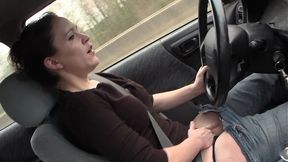 « Stress Relief After Work » Sexy MILF Rubs Her Wet Pussy While Driving