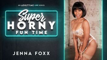 Ebony babe Jenna Foxx gave her viewers a good time