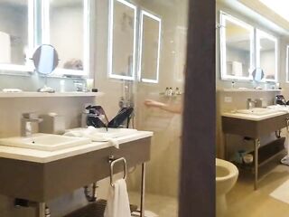 Hot Grandma has an incredible body in the shower
