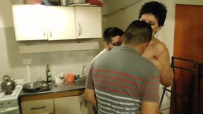 esposa ninfomana capitulo 2 parte 2 desesperada por pija llamo tecnicos de aire y me los cojo