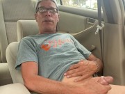 guy parked next to me watched me jack off in my car with the door open