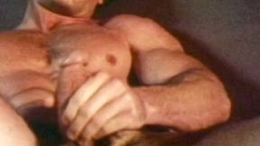 Early morning cumshot from the beefy Gordon Grant