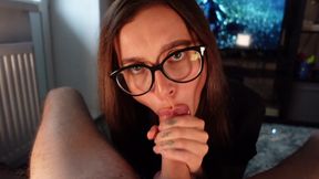 Deep slobbery blow job from a juicy MILF! POV