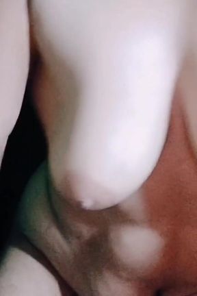 Big Boobs Young Indian Aunty