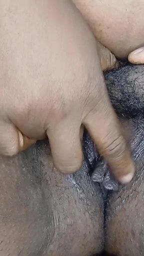Unforgettable moment from &quot;Tamil aunty sex video&quot;