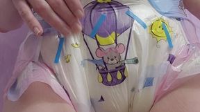 Wetting daydreamers diaper and cumming