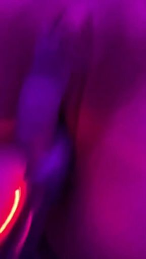 Huge orgasm! Sexy!