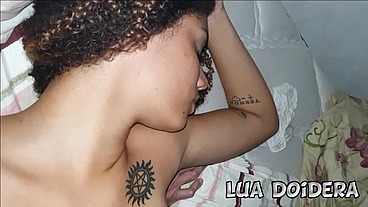 Levei uma amiga pra na nossa casa ficamos s e ela pediu pra filmar a gente fodendo - casaldoidera