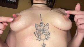 That MILF who cums just from having her nipples played with