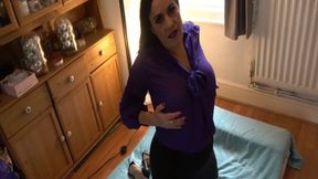 Milf British Secretary Leia strips and makes herself cum with dildo