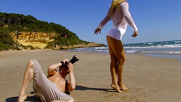 Beautiful blonde gets photographed at the beach but then ends up having anal sex!