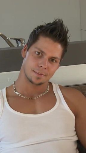 Professional Ennio