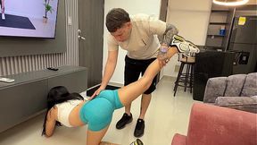 Stepsister gets a real good stuffing and cums hard