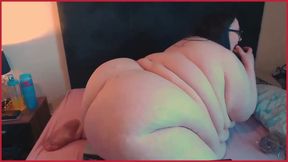SSBBW rides dildo whilst eating donuts pt 1