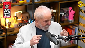 Dois Novinhos Babando os ovos de um Velhinho cachaceiro