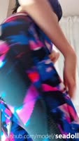 SeaDoll's Sultry Legging Tease: A Seductive Argentine Treat