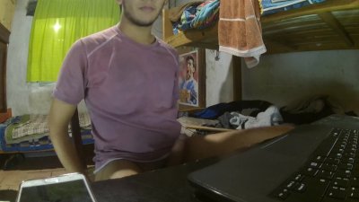 Amateur Latino is playing with his willy in front of the camera