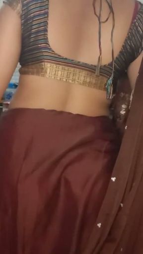 Jija ji ne Sali ko wife samja ke gand ko touch kiya   Clip 1