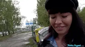Public Agent gives a deepthroat head outside